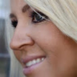 Meet your Posher, Renata